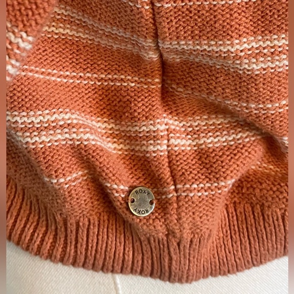 Roxy Orange and White Knit Sweater - Picture 5 of 7